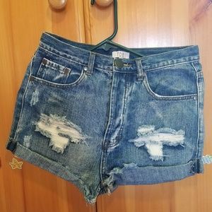 Tobi Hyperion high-waisted denim shorts with large
